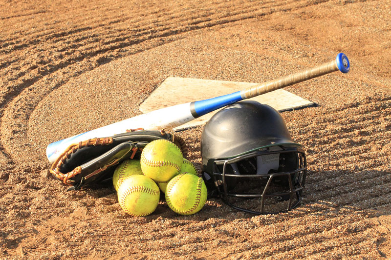 Slow-pitch vs. Fast-pitch Softball: What you Need to Know
